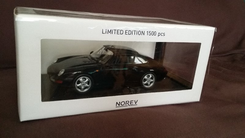 Porsche 993 (Norev 1/18e)